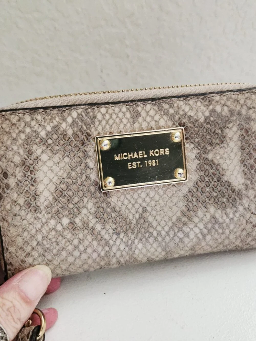 Euc Michael Kors Snakeskin Zipper Wallet